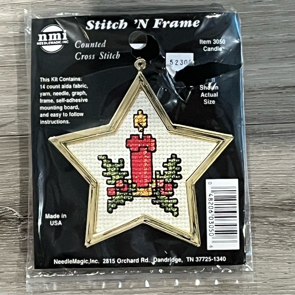 NWT Set of 2 NeedleMagic Inc Holiday Stitch ‘N Frame Counted Cross Stitch Kits - Picture 5 of 13